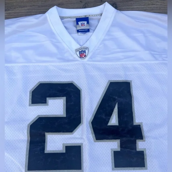 Oakland Raiders Michael Huff #24 Reebok White Away Jersey - Picture 3 of 8